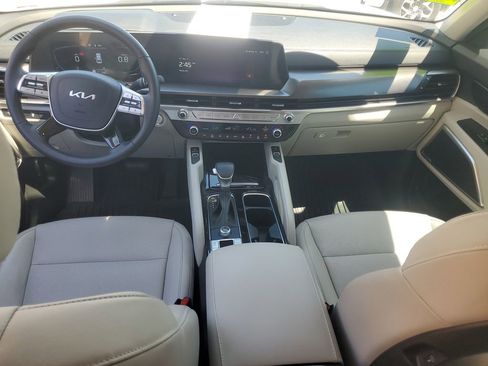 Used 2023 Kia Telluride S FWD image 17