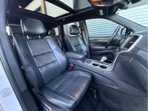 Used 2016 Jeep Grand Cherokee High Altitude image 4