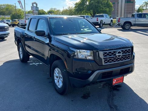 Used 2024 Nissan Frontier SV w/ Technology Package AWD/4WD image 7