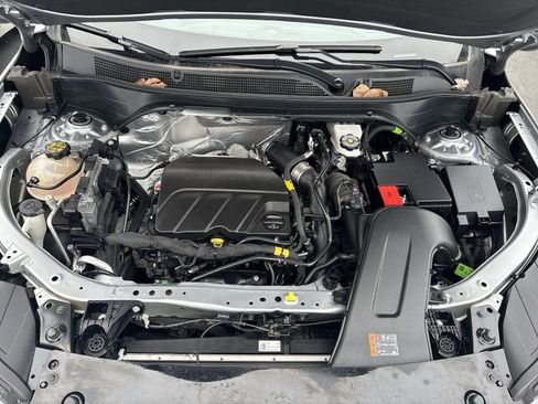 Certified 2024 Chevrolet Trax ACTIV w/ Sunroof Package image 30