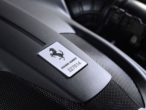 Used 2026 Ferrari Roma Spider RWD image 28
