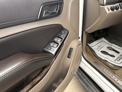 Used 2016 Chevrolet Tahoe LT image 16