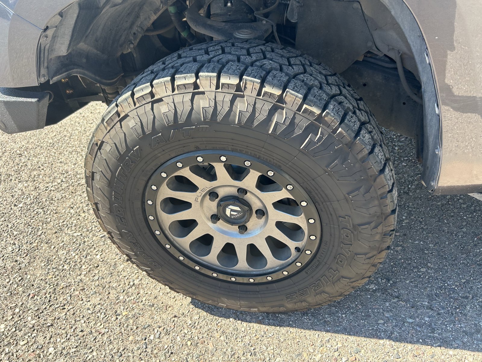 Used 2018 Toyota Tundra SR5 w/ TRD Off Road Package AWD/4WD image 10