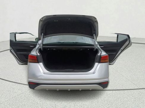 Used 2022 Nissan Altima 2.5 SV FWD image 12
