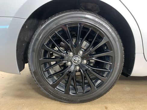 Used 2020 Toyota Camry SE image 37