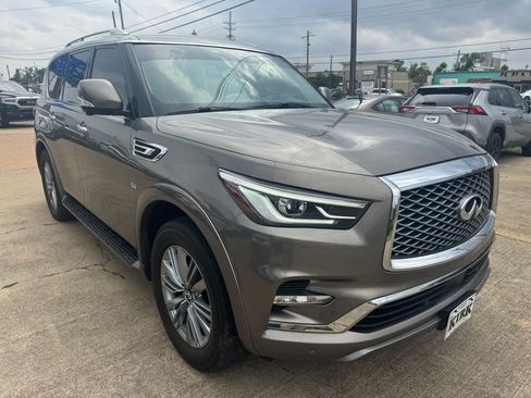 Used 2019 INFINITI QX80 Luxe AWD/4WD image 7
