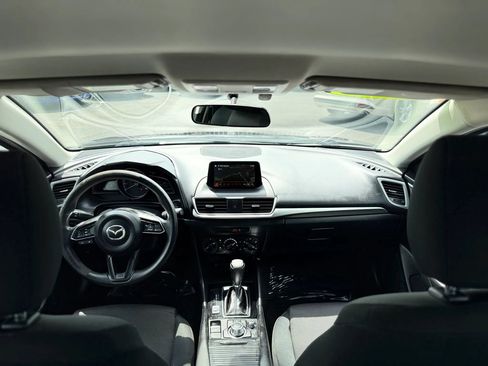 Used 2017 MAZDA MAZDA3 Sport FWD image 22