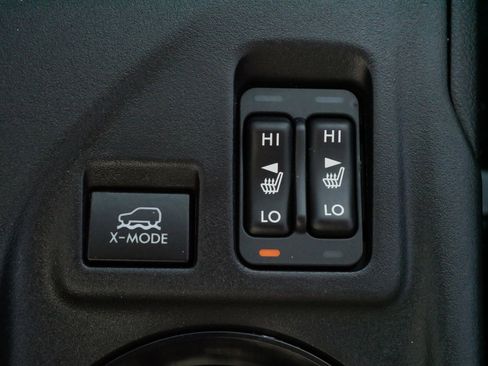 Used 2023 Subaru Crosstrek 2.0i Premium image 27