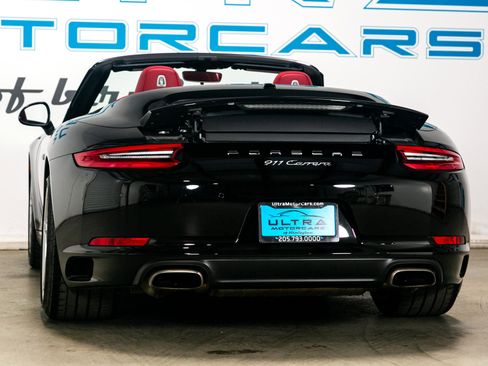 Used 2017 Porsche 911 Carrera image 18