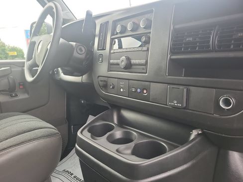 Certified 2025 Chevrolet Express 2500 w/ Driver Convenience Package RWD image 17