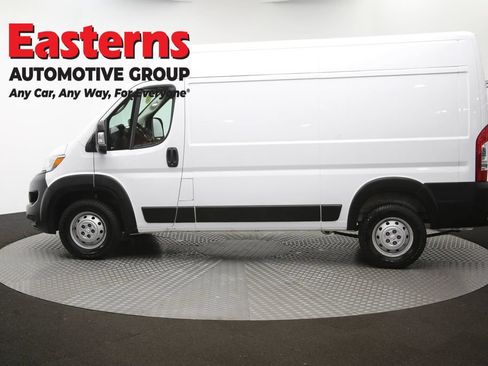 Used 2023 RAM ProMaster 2500 w/ Convenience Group FWD image 54