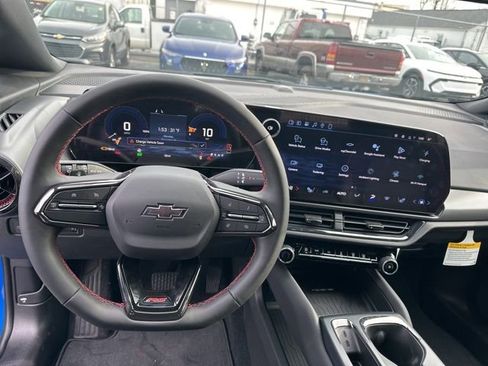 New 2026 Chevrolet Equinox EV RS image 13