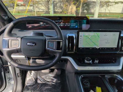 New 2026 Ford Expedition Platinum w/ Stealth Appearance Package image 19