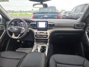 Used 2024 Ford Explorer XLT w/ Equipment Group 202A AWD/4WD image 8