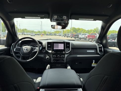 New 2026 RAM 1500 4x4 Crew Cab image 16