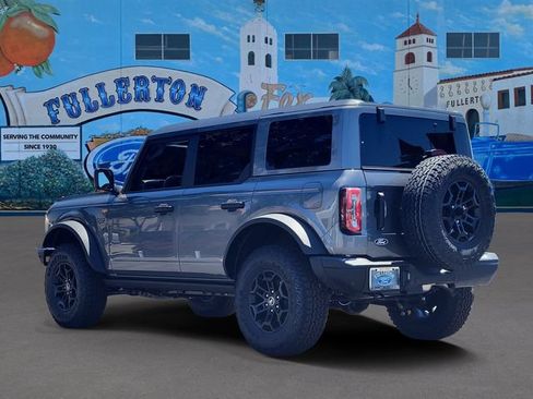 New 2026 Ford Bronco Badlands AWD/4WD image 3