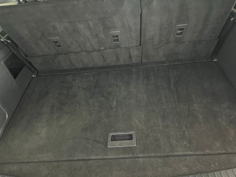 Used 2024 Ford Expedition Max XLT image 29