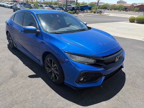 Used 2018 Honda Civic Sport Touring image 9