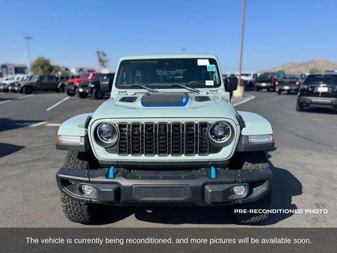 Used 2024 Jeep Wrangler Unlimited Rubicon 4xe AWD/4WD image 9