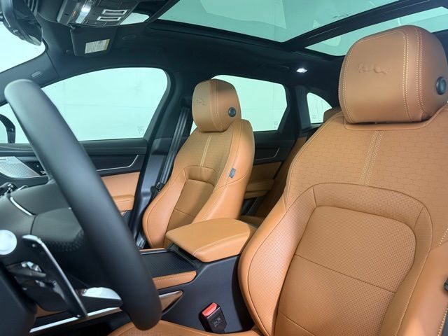 New 2026 Jaguar F-PACE R-Dynamic S AWD/4WD image 5