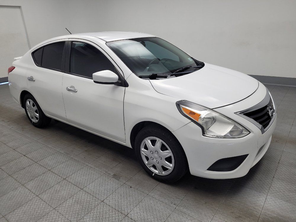 Used 2019 Nissan Versa SV FWD image 13