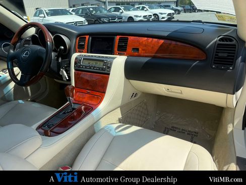 Used 2006 Lexus SC 430 Convertible RWD image 26