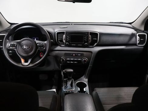 Used 2018 Kia Sportage LX image 16