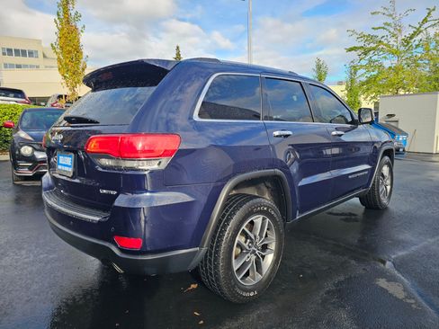 Used 2017 Jeep Grand Cherokee Limited w/ Luxury Group II AWD/4WD image 6