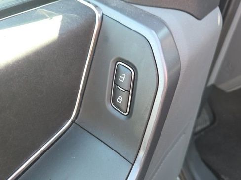 Used 2025 Ford F150 XLT w/ Equipment Group 301A Standard image 19