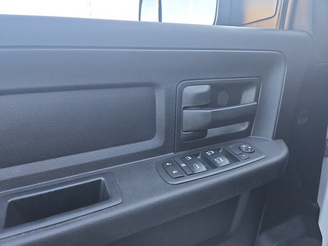 Used 2017 RAM 2500 Tradesman w/ Chrome Appearance Group AWD/4WD image 13