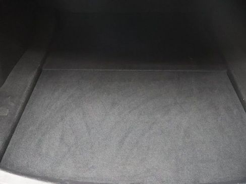 Used 2018 Tesla Model 3 Long Range RWD image 14
