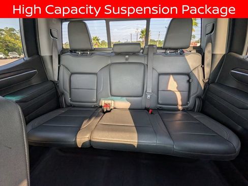 Used 2023 GMC Sierra 1500 SLT w/ SLT Premium Plus Package RWD image 14