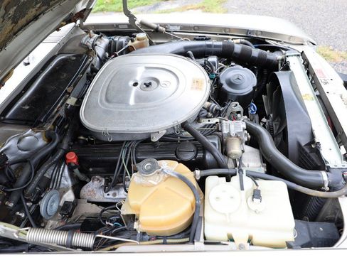 Used 1989 Mercedes-Benz 560 SL image 10