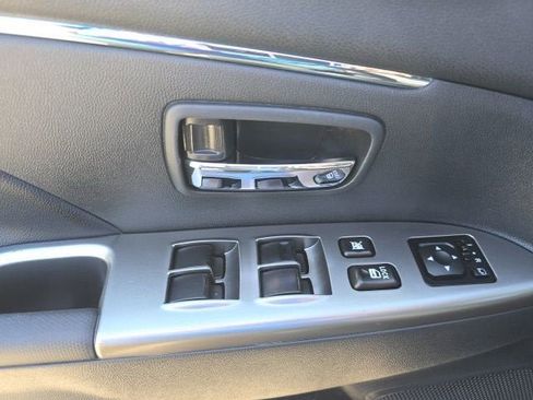 Used 2024 Mitsubishi Outlander Sport AWD image 23