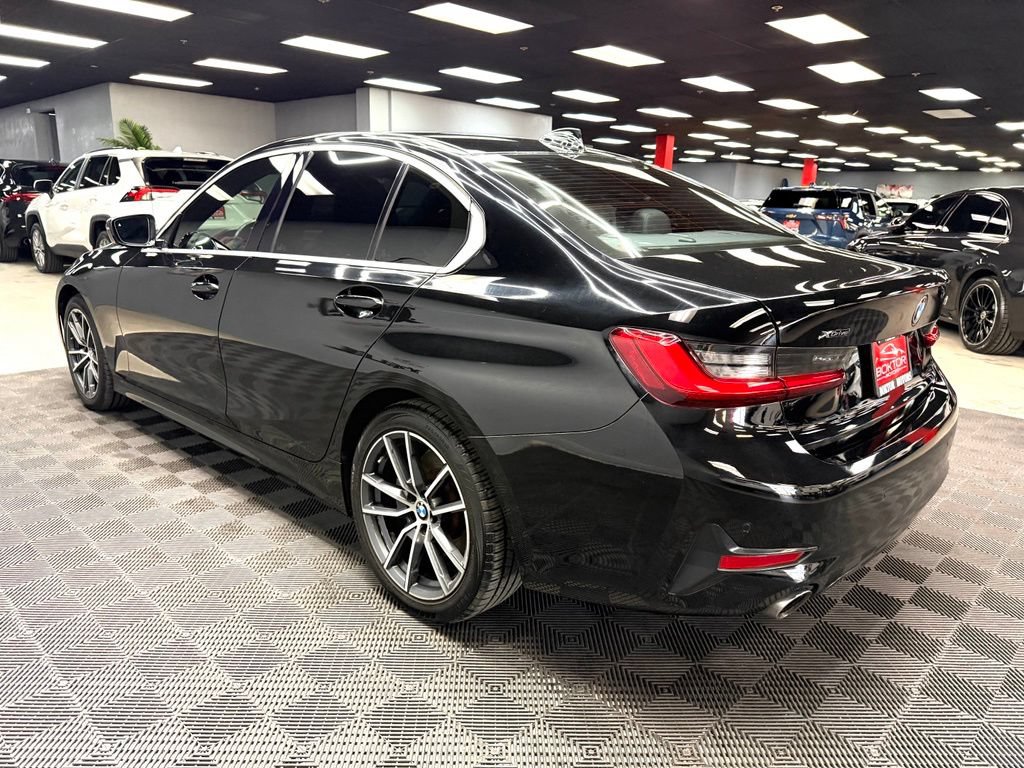 Used 2021 BMW 330i xDrive Sedan w/ Convenience Package AWD/4WD image 11