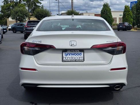 Certified 2025 Honda Civic Sport image 14
