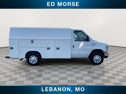 Used 2016 Ford E-350 and Econoline 350 Super Duty w/ Power Windows & Locks Group RWD image 9