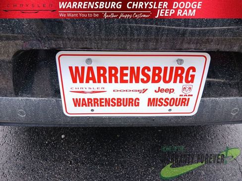 Used 2023 Dodge Challenger SXT w/ Plus Package image 31