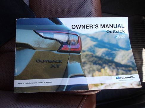 Used 2020 Subaru Outback Touring XT AWD/4WD image 27