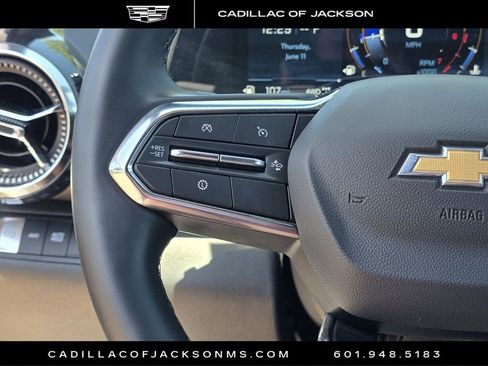 Used 2026 Chevrolet Equinox LT AWD/4WD image 11