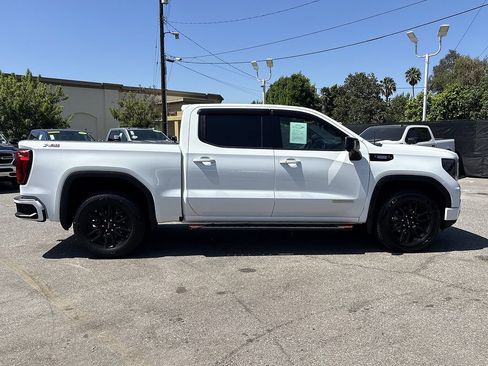 Used 2024 GMC Sierra 1500 Elevation w/ Preferred Package AWD/4WD image 2