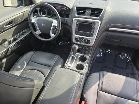 Used 2017 GMC Acadia Limited SLT image 37