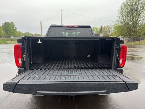 Used 2022 GMC Sierra 1500 Denali Ultimate AWD/4WD image 9
