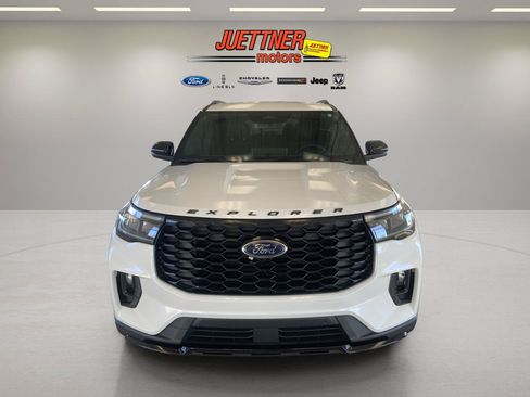 Used 2025 Ford Explorer ST-Line w/ Premium Package AWD/4WD image 2
