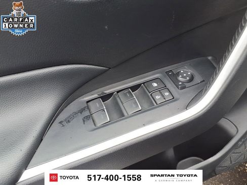 Used 2024 Toyota RAV4 XLE FWD image 17