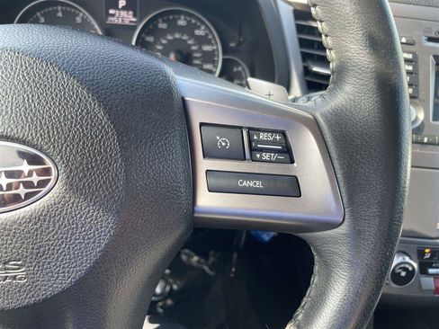 Used 2014 Subaru Outback 2.5i Premium AWD/4WD image 16