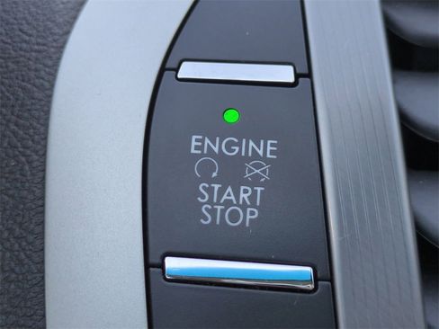 Used 2019 Lincoln MKZ Reserve w/ Reserve Plus Package image 29