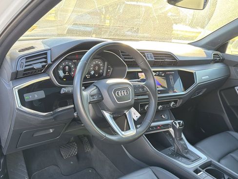 Used 2025 Audi Q3 2.0T Premium image 10