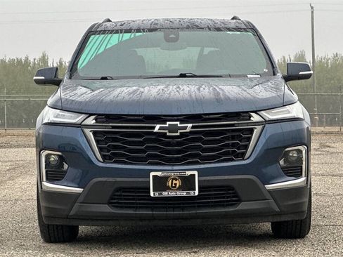 Used 2022 Chevrolet Traverse LT w/ LPO, Black Accent Package image 8