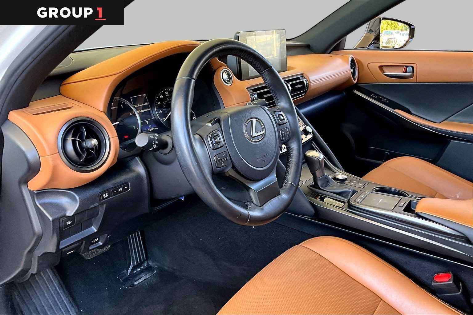 Used 2024 Lexus IS 300 w/ Comfort Package RWD image 15